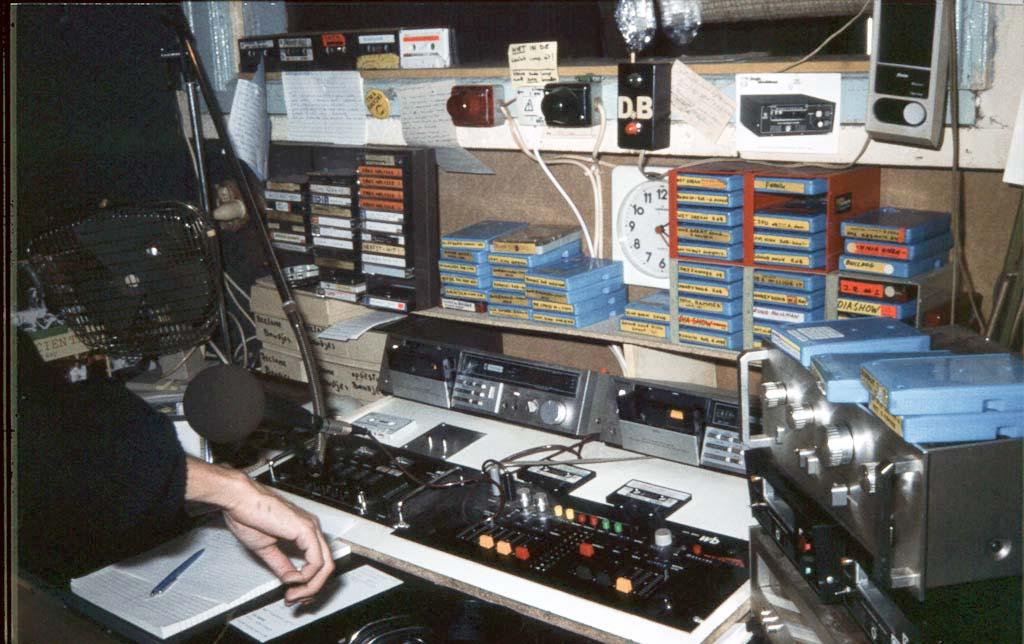Radio Decibel