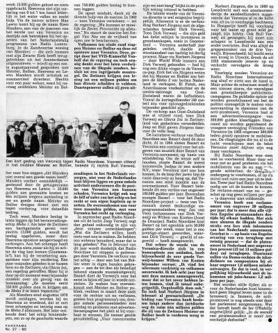 19710702 Panorama Piraten duwen elkaar onder Ver_RNI03.jpg