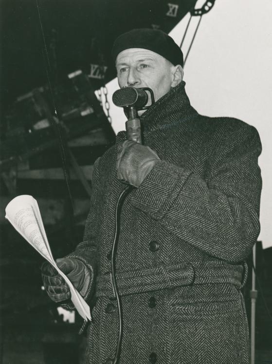 Weitzel Guus rep mic.jpg