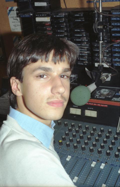 9981waltersimons2.jpg