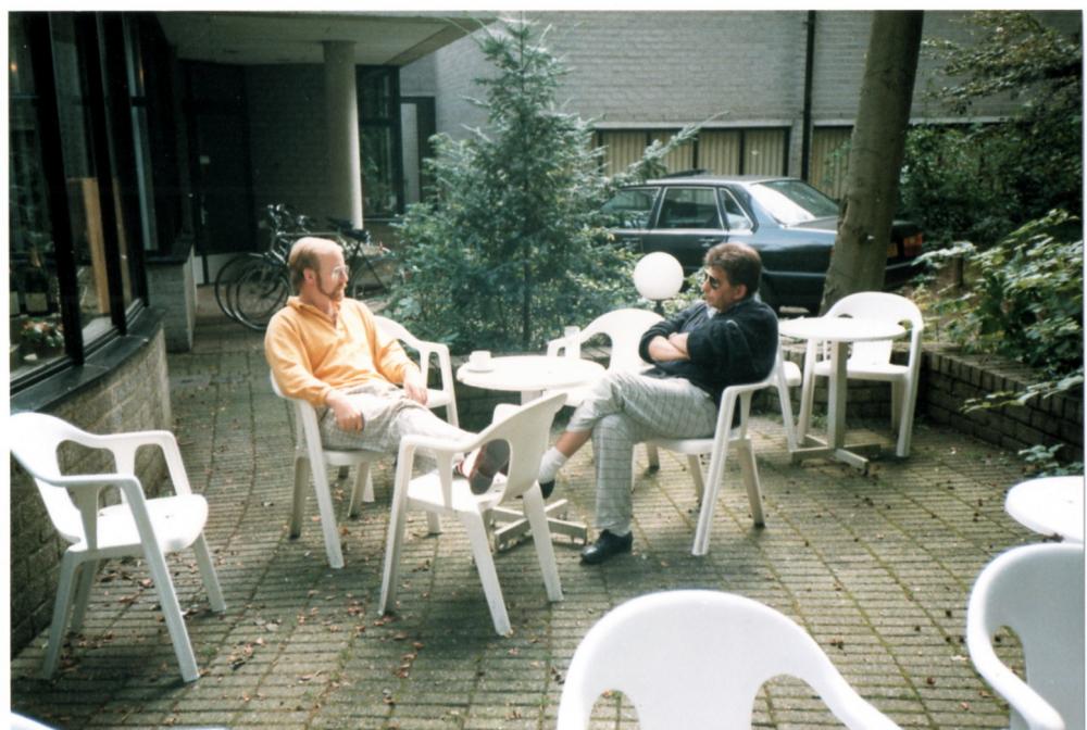 Ferry en Dick  terras Wisseloord aug 87 kopie.jpg