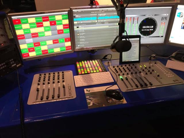 studio1.jpg