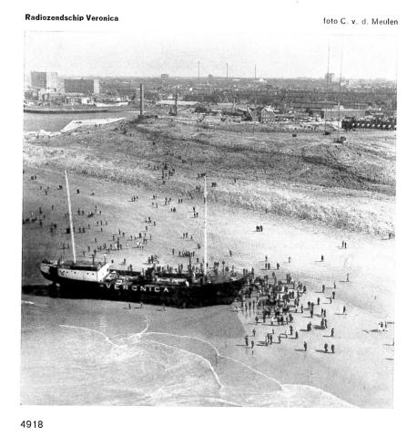 19740615 Reddingsboot Bernhard van Leer06.jpg