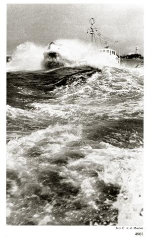 19740615 Reddingsboot Bernhard van Leer01.jpg