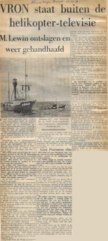 19591112 Nieuwe Haagse Courant VRON staat buiten helikopter televisie.jpg